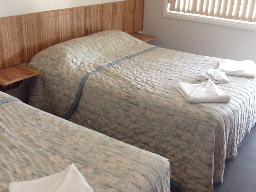 Motel Riverina Leeton エクステリア 写真