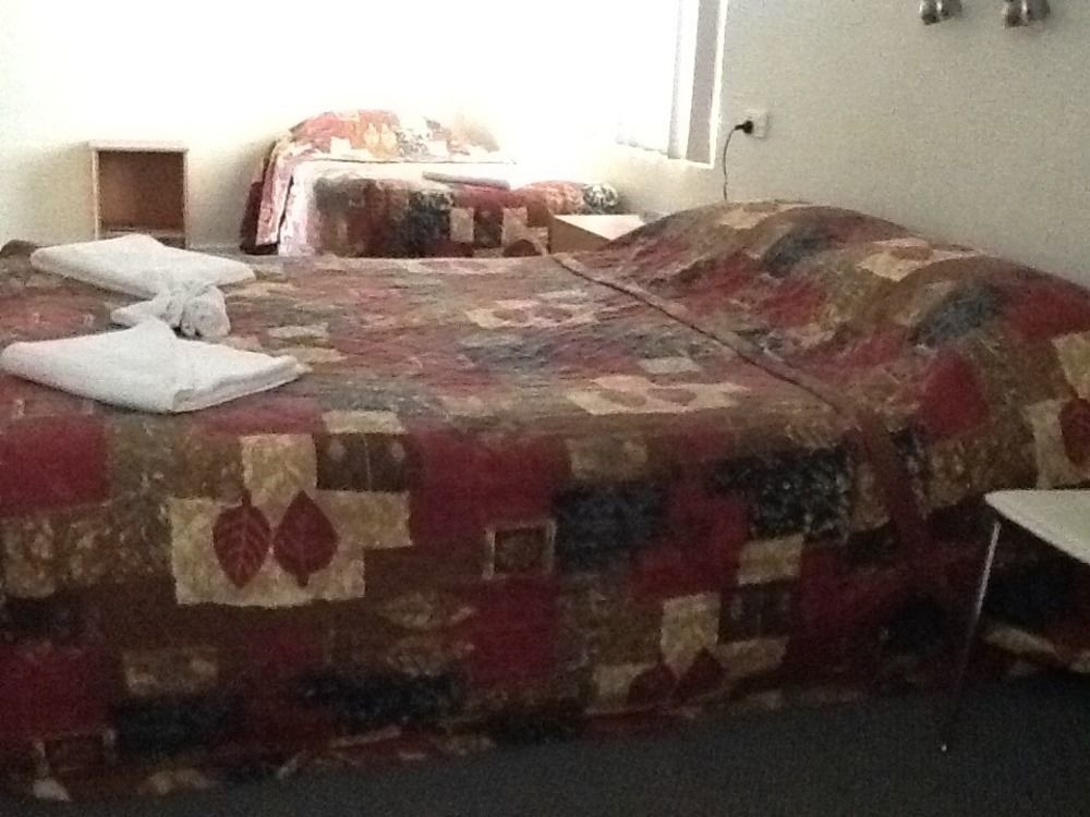 Motel Riverina Leeton エクステリア 写真