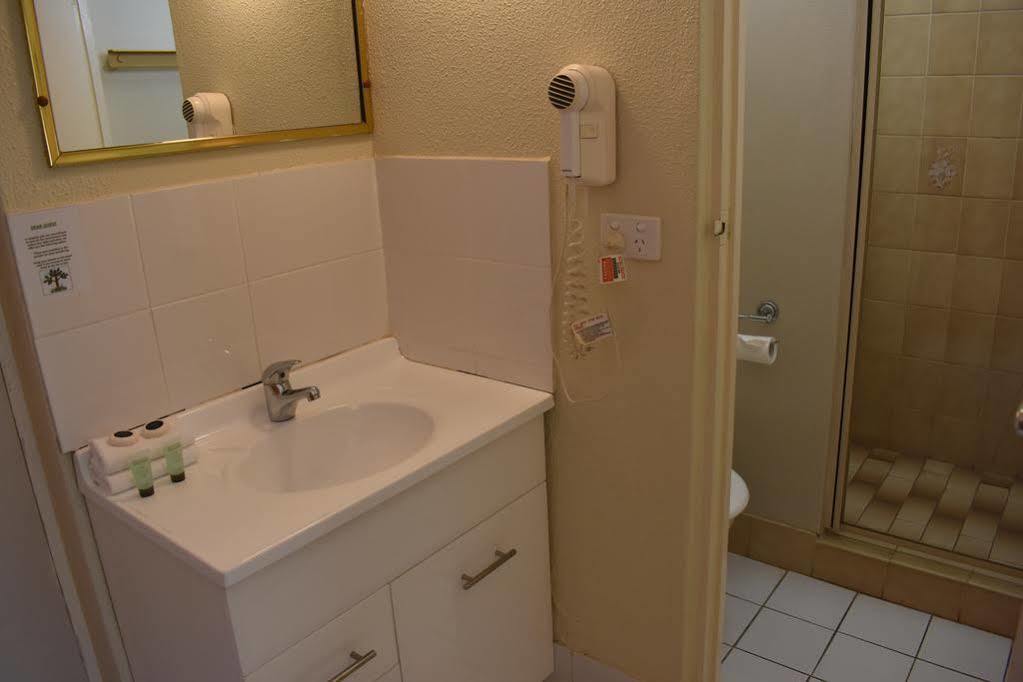 Motel Riverina Leeton エクステリア 写真