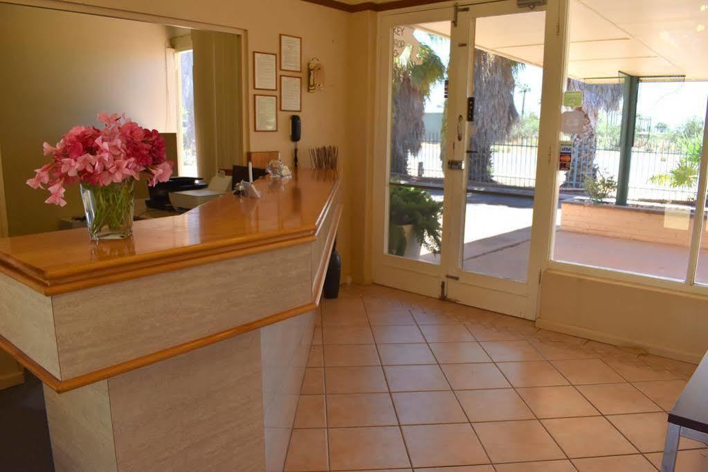 Motel Riverina Leeton エクステリア 写真